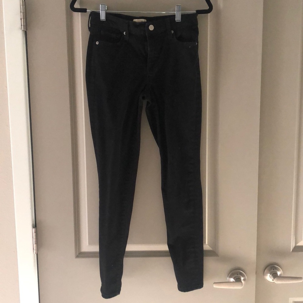 GAP True Skinny Jeans in black